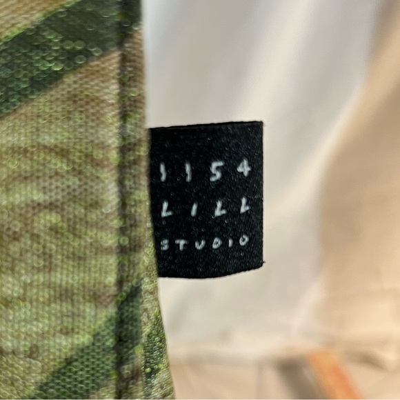 1154 LILL STUDIOS green tone clutch or wristlet. Dress up or down. Love texture - Picture 6 of 6